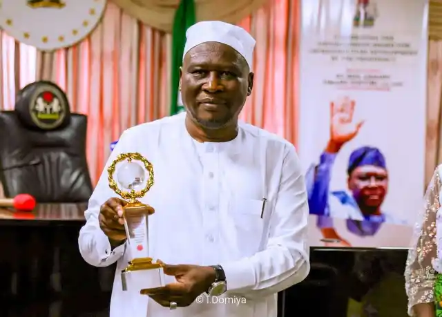 Fintiri to Recruit 12,000 Youths into Adamawa Civil Service by December 2025